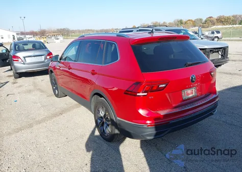 2022 Volkswagen Tiguan 2.0T Se из США, поврежденный, VIN 3VV2B7AX7NM130015